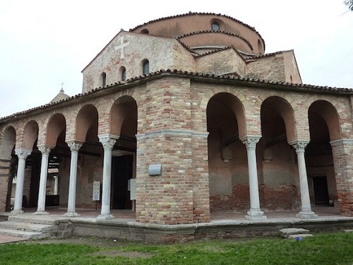 Arcos
